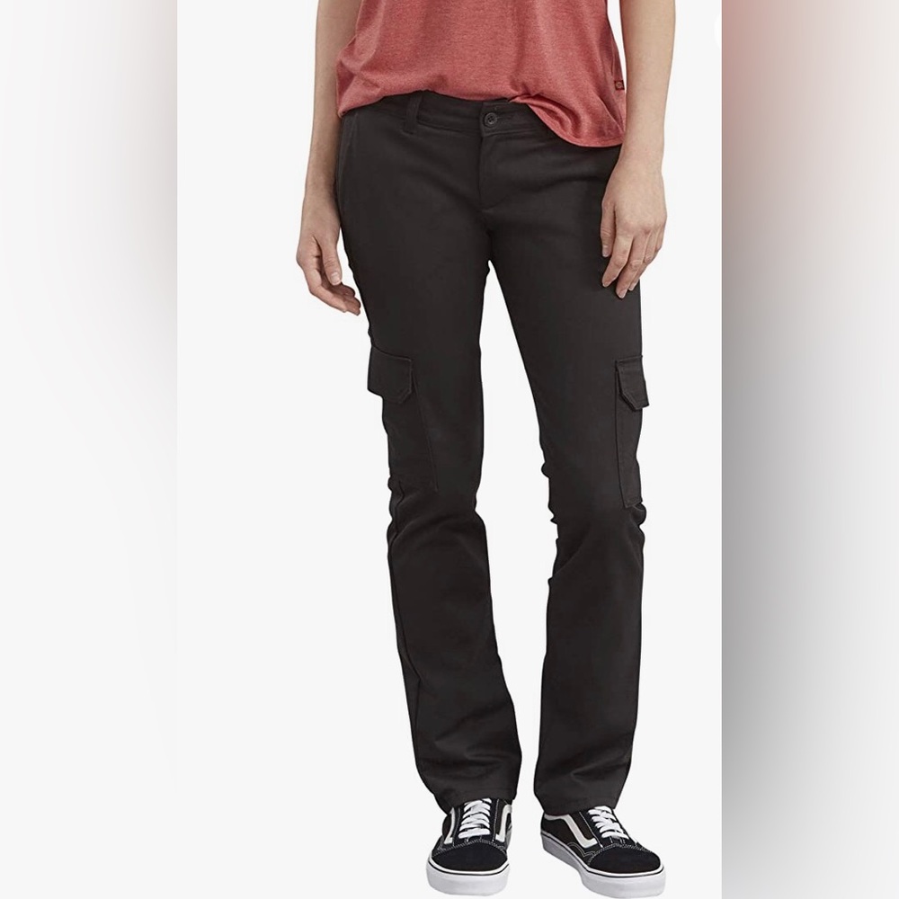 Dickies Cargo Twill Black Pants - Relaxed fit. NWT